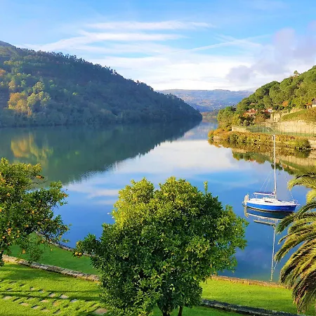 Douro Отель