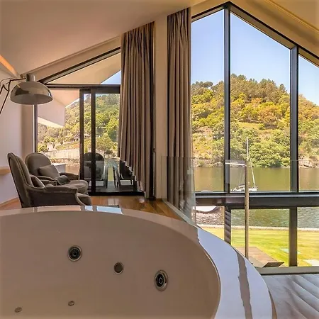 Отель Douro