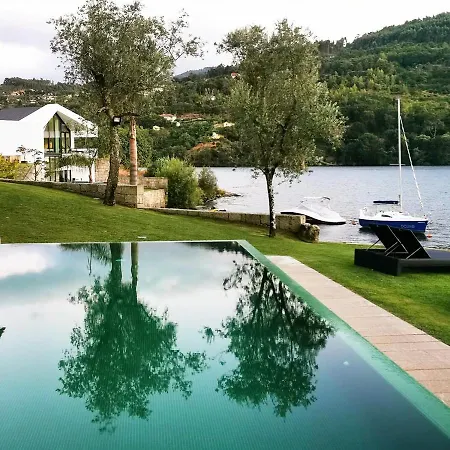 Отель Douro 4*